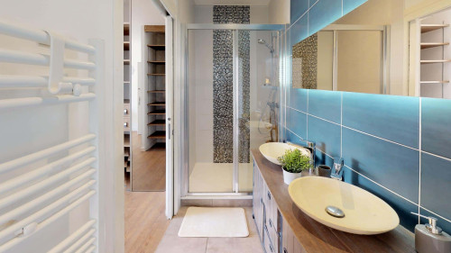 Room in Rue Jules Cambon, Lyon for 120 m² with 5 bedrooms - Gallery - 20
