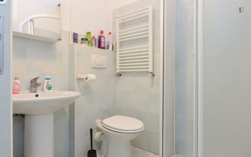 Very neat single bedroom in Esquiline - Gallery - 9