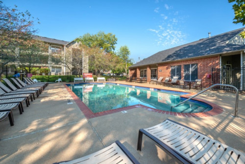 University Meadows, UMSL Housing