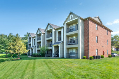 University Meadows, UMSL Housing