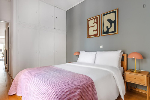 Bright 2-bedroom flat near the Megaro Moussikis subway station - Gallery - 10