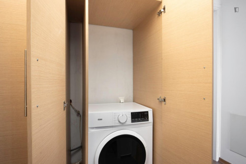 Bright 2-bedroom flat near the Megaro Moussikis subway station - Gallery - 5