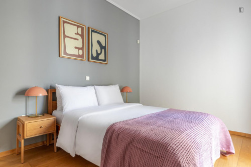 Bright 2-bedroom flat near the Megaro Moussikis subway station - Gallery - 12