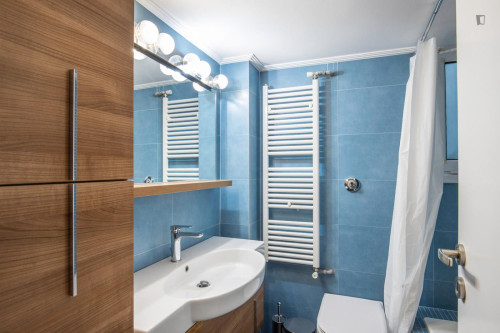 Bright 2-bedroom flat near the Megaro Moussikis subway station - Gallery - 15