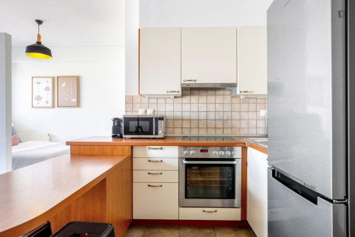 Inviting 1-bedroom flat near the Business College of Athens - Gallery - 10