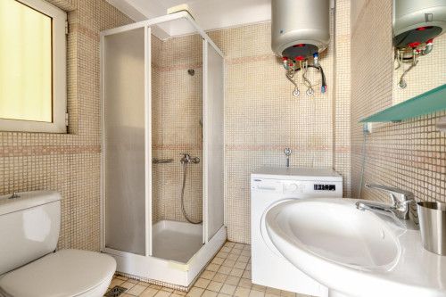 Inviting 1-bedroom flat near the Business College of Athens - Gallery - 12