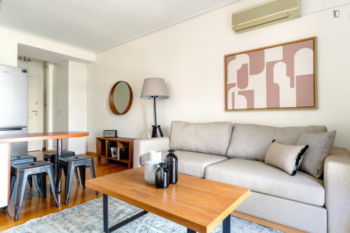 Inviting 1-bedroom flat near the Business College of Athens - Gallery - 6
