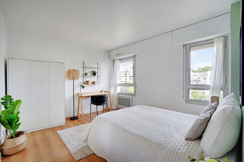 Move into this spacious 15 m² room – ISY01