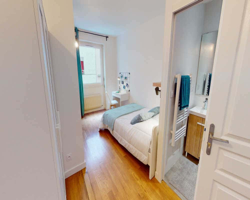 Chambre dans le Rue d'Enghien