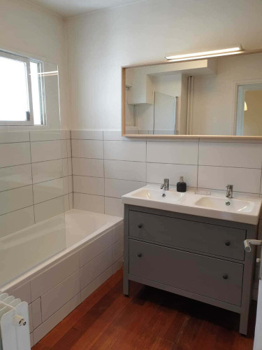 Room in Rue Claude Jusseaud, Sainte-Foy-lès-Lyon for 115 m² with 5 bedrooms - Gallery - 7