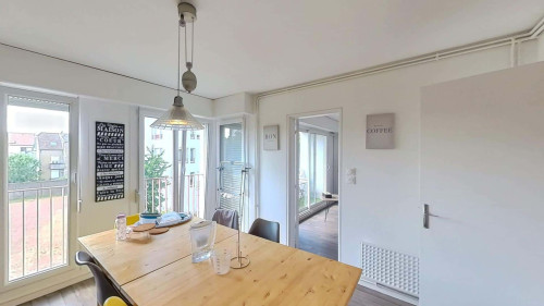 Room in Rue des Mesoyers, Metz for 110 m² with 4 bedrooms