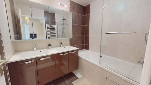 Room in Rue Jean Sarrazin, Lyon for 136 m² with 6 bedrooms - Gallery - 10