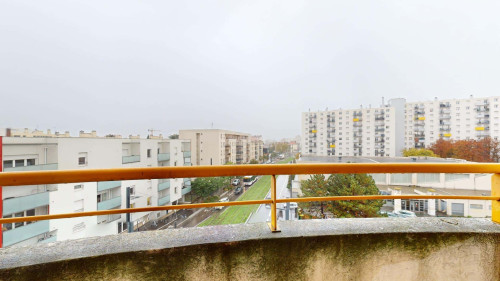 Room in Rue Jean Sarrazin, Lyon for 136 m² with 6 bedrooms