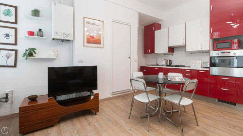 Apartment in Via delle Leghe, Milano for 80 m² with 2 bedrooms