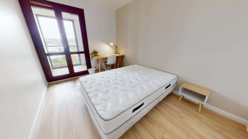 Room in Route de Seysses, Toulouse for 74 m² with 4 bedrooms