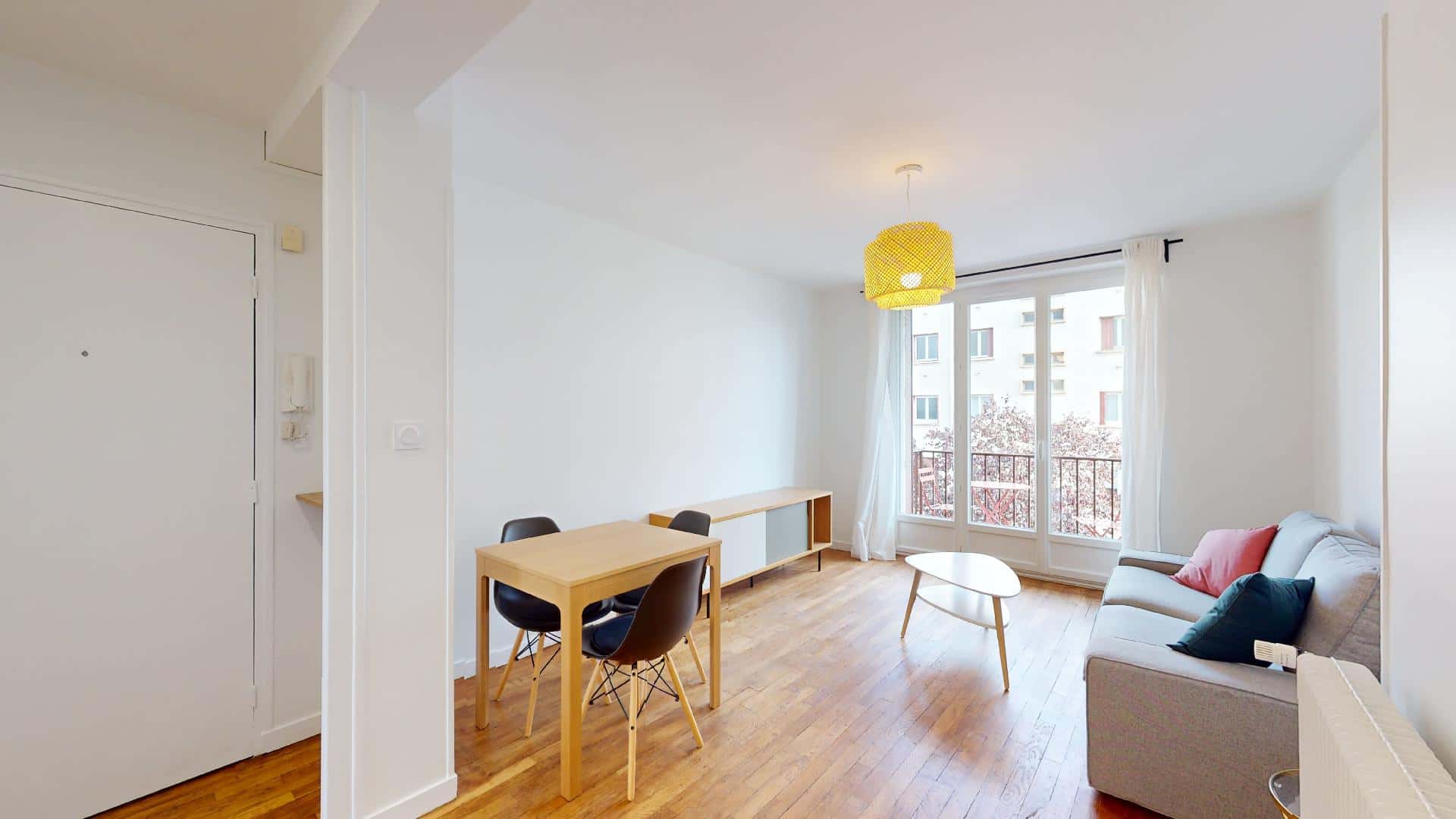 Apartment In Rue Charles Dumont, Dijon For 51 M² With 2 Bedrooms - 1