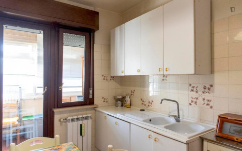 Neat 1 bedroom apartment in Ardeatino - Gallery - 15