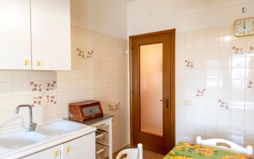 Neat 1 bedroom apartment in Ardeatino - Gallery - 13