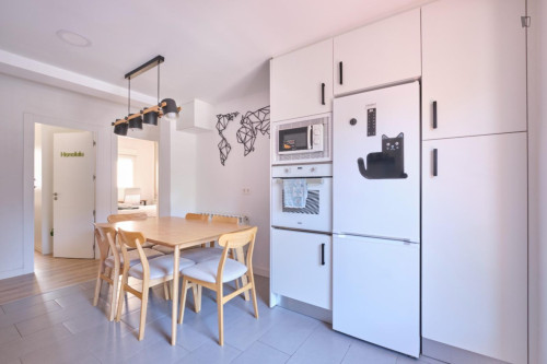 Double bedroom with cleaning service
