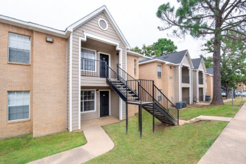 University Pines, UT Tyler Housing  - Gallery -  4