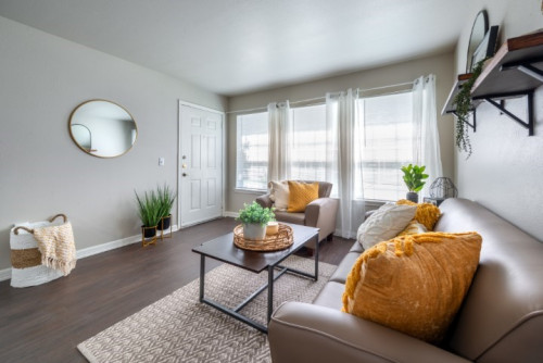 University Pines, UT Tyler Housing - Gallery - 23