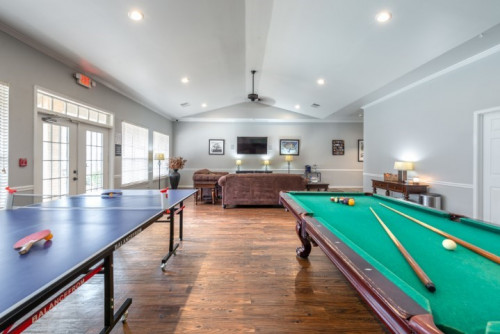 University Pines, UT Tyler Housing - Gallery - 12