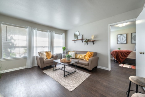 University Pines, UT Tyler Housing - Gallery - 22