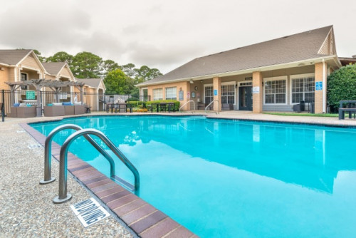 University Pines, UT Tyler Housing - Gallery - 13