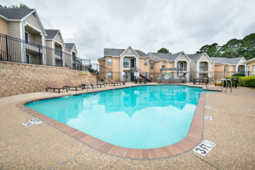 University Pines, UT Tyler Housing - Gallery - 15