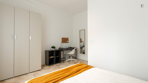 Charming single bedroom in Lorenteggio
