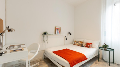Pleasant single bedroom in Lorenteggio