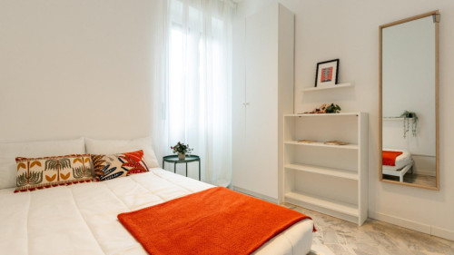 Pleasant single bedroom in Lorenteggio