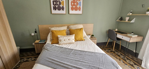 Lovely double bedroom near La Pedrera - Casa Milà 