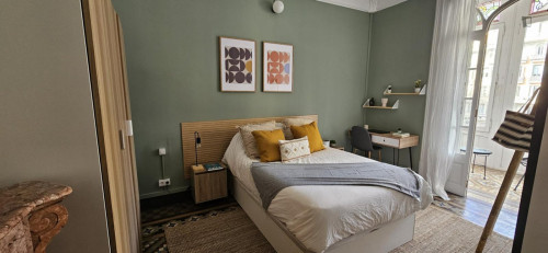 Lovely double bedroom near La Pedrera - Casa Milà 