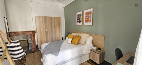 Lovely double bedroom near La Pedrera - Casa Milà  - Gallery - 14