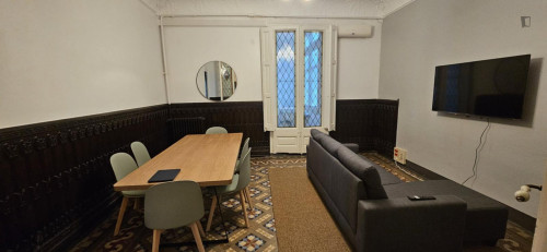 Lovely double bedroom near La Pedrera - Casa Milà  - Gallery - 12