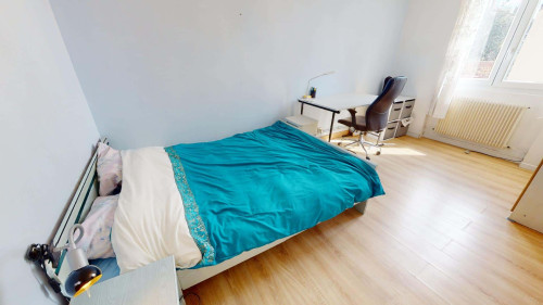 Apartment in Rue de Tardy, Saint-Étienne for 65 m² with 2 bedrooms