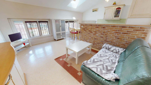 Apartment in Rue de Tardy, Saint-Étienne for 65 m² with 2 bedrooms