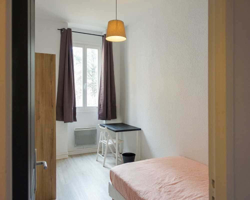 Chambre dans le rue d'austerlitz