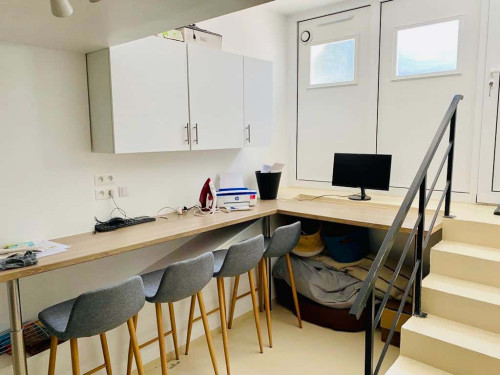 Room in Rue du Progrès, Romainville for 310 m² with 11 bedrooms - Gallery - 24