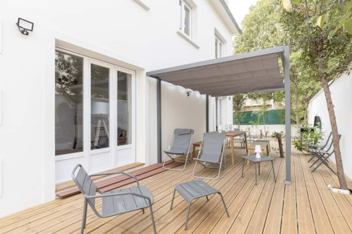Room in Rue du Progrès, Romainville for 310 m² with 11 bedrooms - Gallery - 5