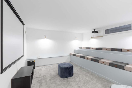 Room in Rue du Progrès, Romainville for 310 m² with 11 bedrooms