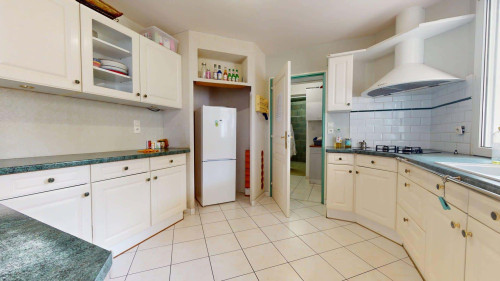 Room in Rue Barra, Angers for 163 m² with 4 bedrooms - Gallery - 17