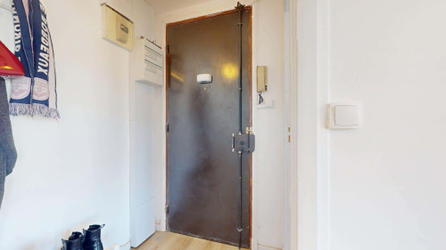 Room in Avenue Général Frère, Lyon for 70 m² with 3 bedrooms