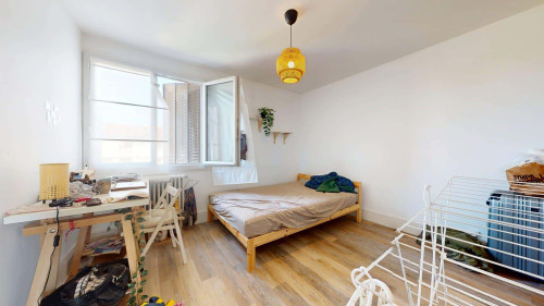 Room in Avenue Général Frère, Lyon for 70 m² with 3 bedrooms - Gallery - 17