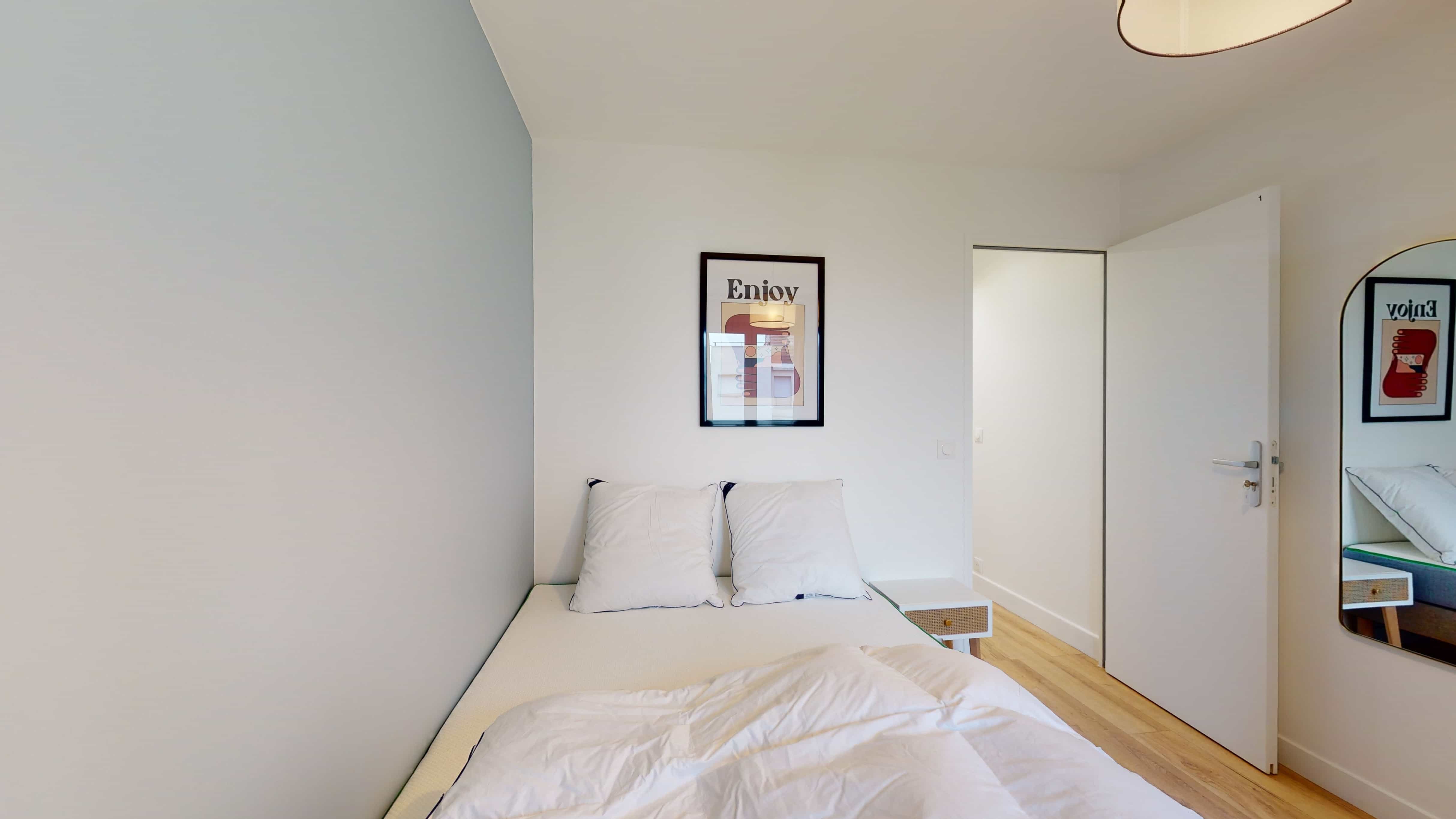 Room 1 - 3