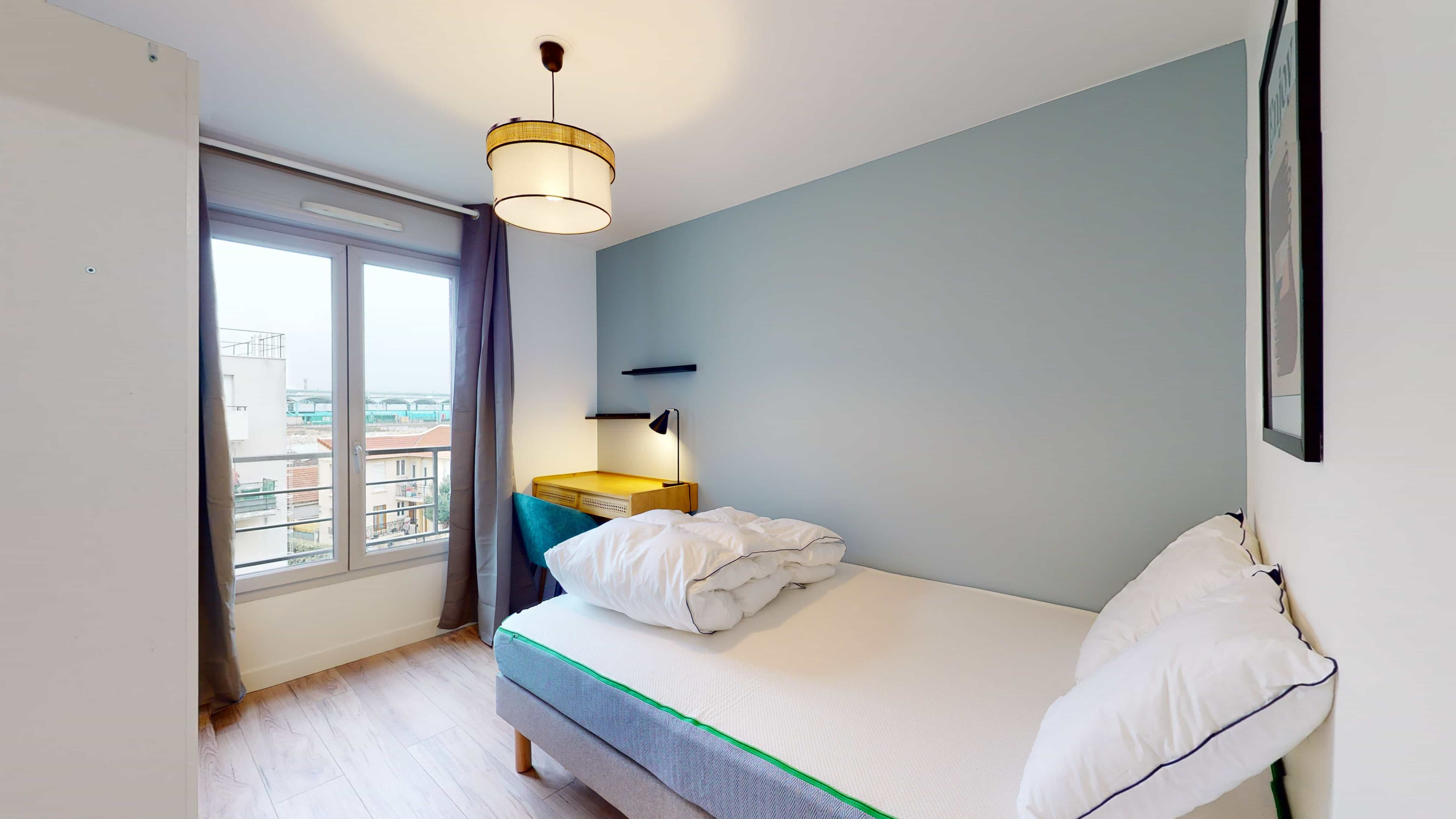 Room 1 - 1