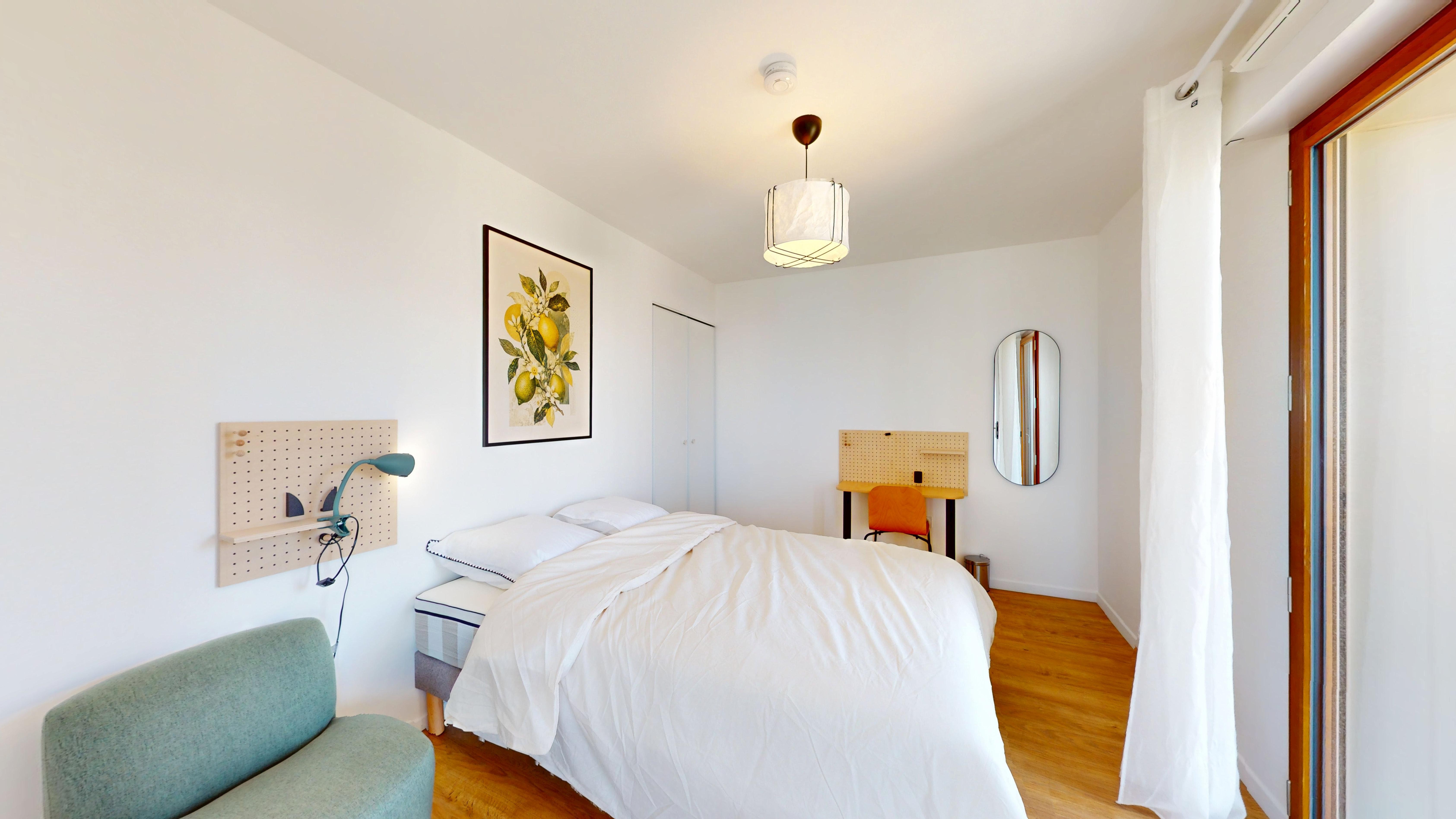 Room 9041 - 5