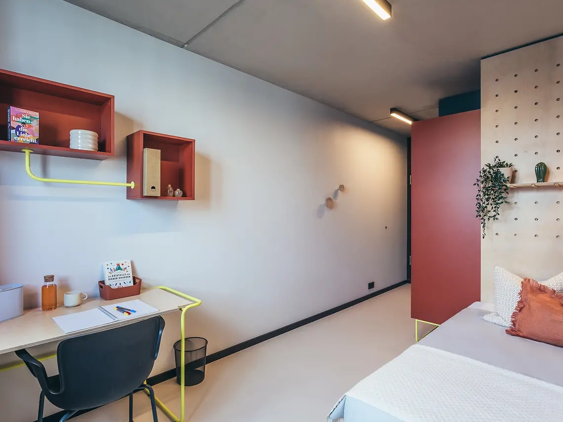 Small But Mighty Room - 1