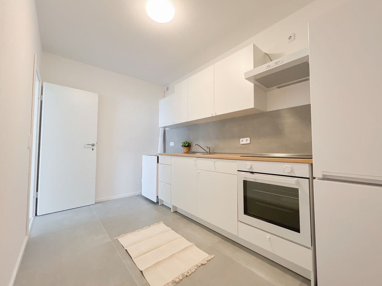 Shared Apartment - 5